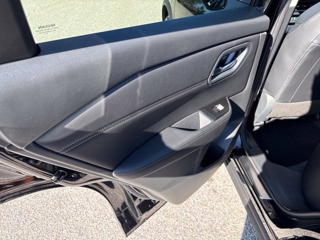 2027 Nissan Rogue Dark Armor