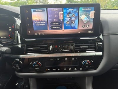 2026 Nissan Pathfinder SL