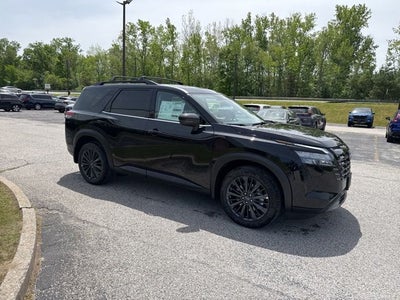 2026 Nissan Pathfinder SL