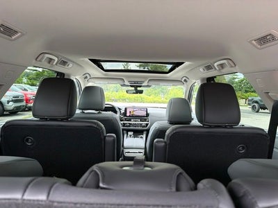 2026 Nissan Pathfinder Platinum