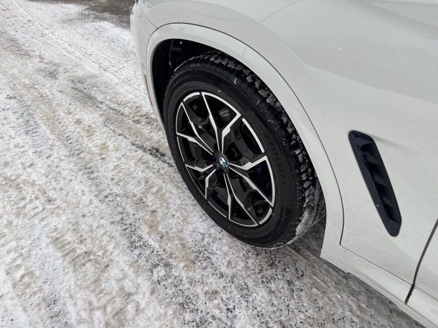 2022 BMW X3 M40i