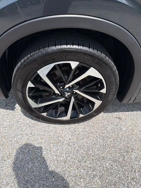 2024 Mitsubishi Outlander SE Black Edition w/Pano Roof