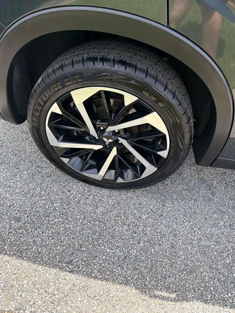 2024 Mitsubishi Outlander SE Black Edition w/Pano Roof