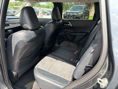 2024 Mitsubishi Outlander SE Black Edition w/Pano Roof