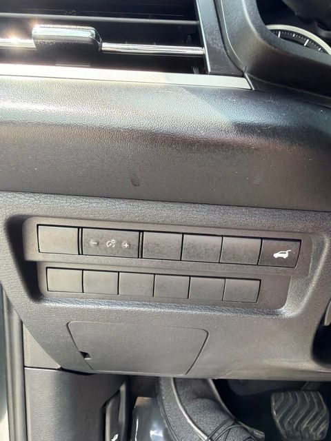 2024 Mitsubishi Outlander SE Black Edition w/Pano Roof