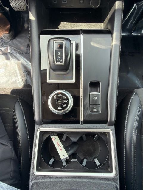 2024 Mitsubishi Outlander SE Black Edition w/Pano Roof