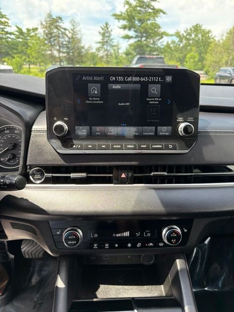 2024 Mitsubishi Outlander SE Black Edition w/Pano Roof