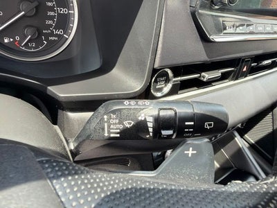 2024 Mitsubishi Outlander SE Black Edition w/Pano Roof