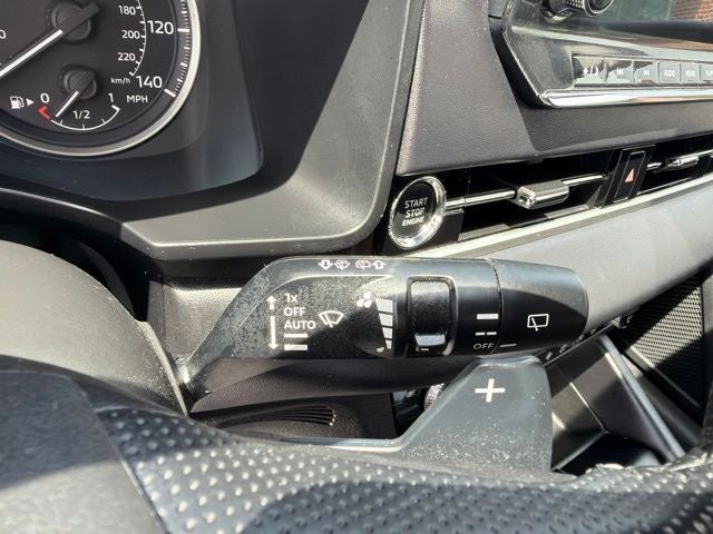 2024 Mitsubishi Outlander SE Black Edition w/Pano Roof
