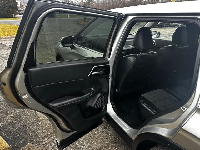 2024 Mitsubishi Outlander SE Black Edition