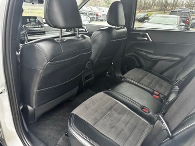 2024 Mitsubishi Outlander SE Black Edition