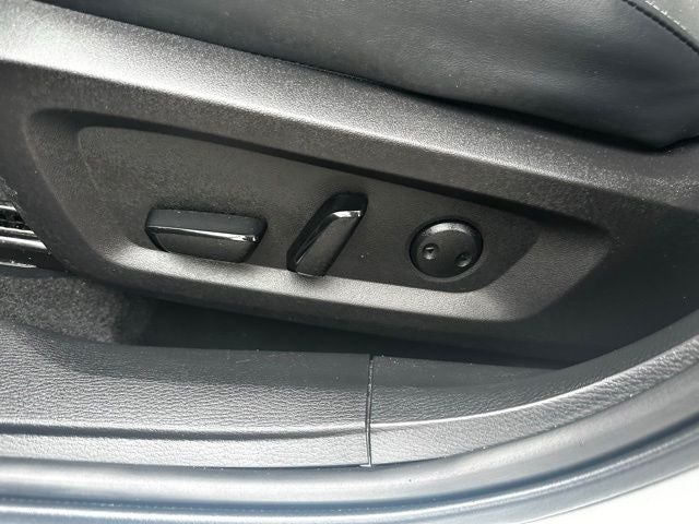 2024 Mitsubishi Outlander SE Black Edition