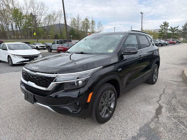 2023 Kia Seltos S