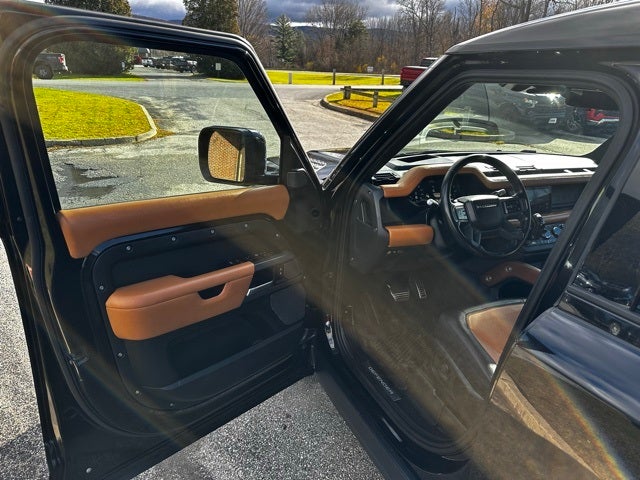 2020 Land Rover Defender 110 X SUNROOF/ MOONROOF