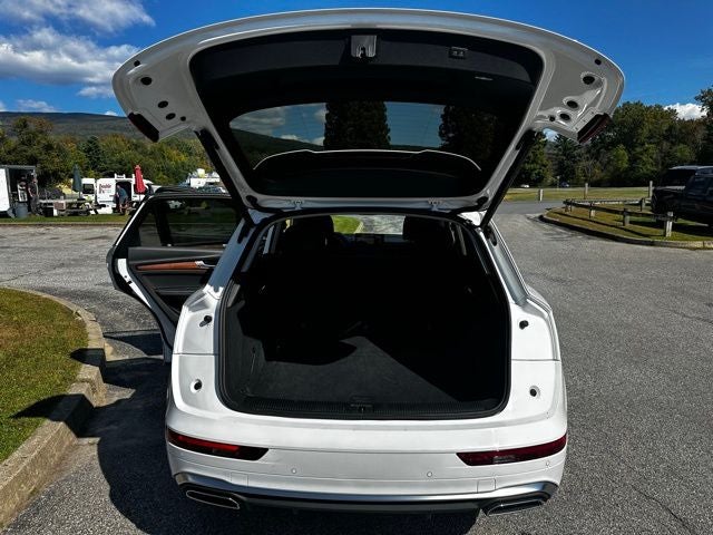 2023 Audi Q5 45 S line Premium quattro