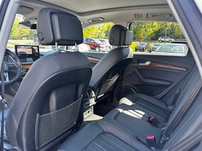 2023 Audi Q5 45 S line Premium quattro