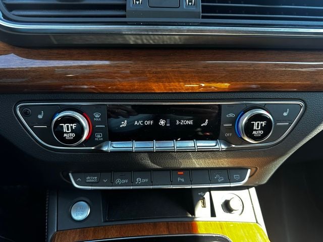 2023 Audi Q5 45 S line Premium quattro