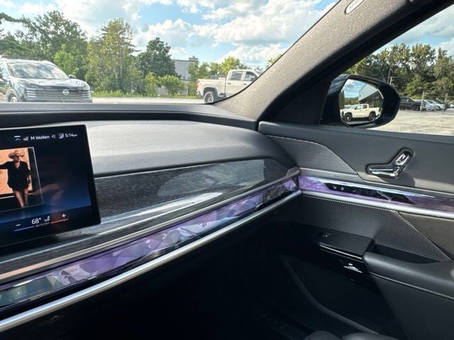 2025 BMW 7 Series 740i xDrive