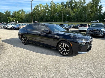 2025 BMW 7 Series 740i xDrive