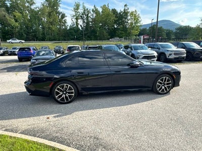 2025 BMW 7 Series 740i xDrive