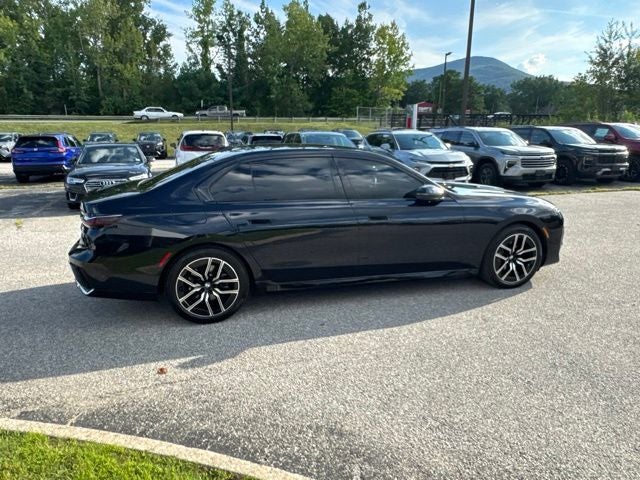 2025 BMW 7 Series 740i xDrive