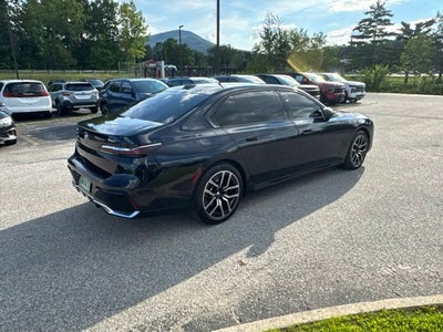 2025 BMW 7 Series 740i xDrive