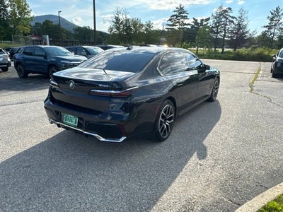 2025 BMW 7 Series 740i xDrive