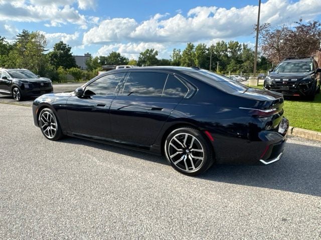 2025 BMW 7 Series 740i xDrive