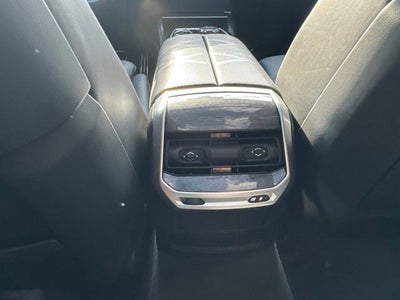 2025 BMW 7 Series 740i xDrive