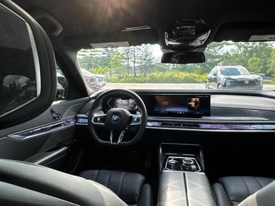 2025 BMW 7 Series 740i xDrive