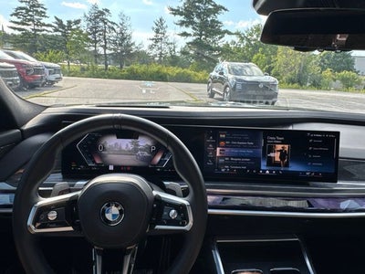 2025 BMW 7 Series 740i xDrive