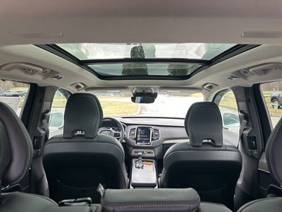 2022 Volvo XC90 T6 Inscription